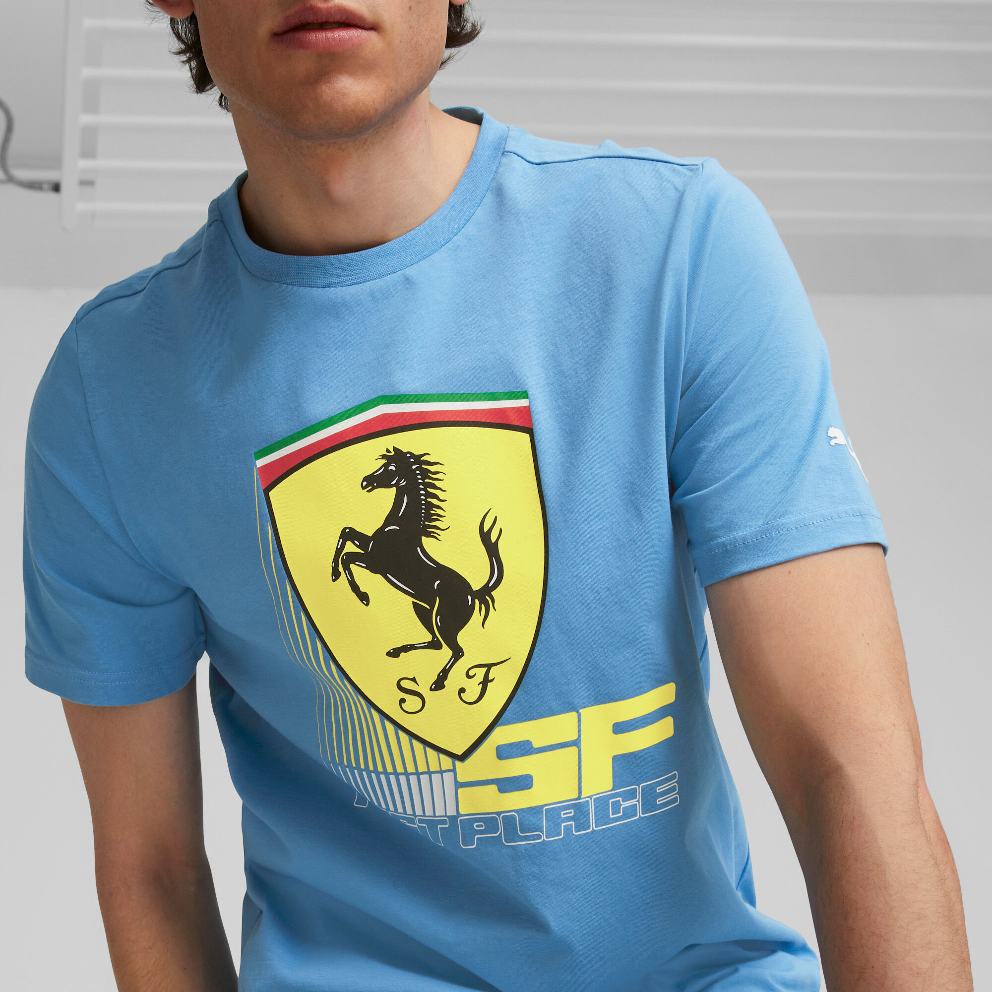PUMA Shield T-shirt - Scuderia Ferrari F1 | Fuel For Fans