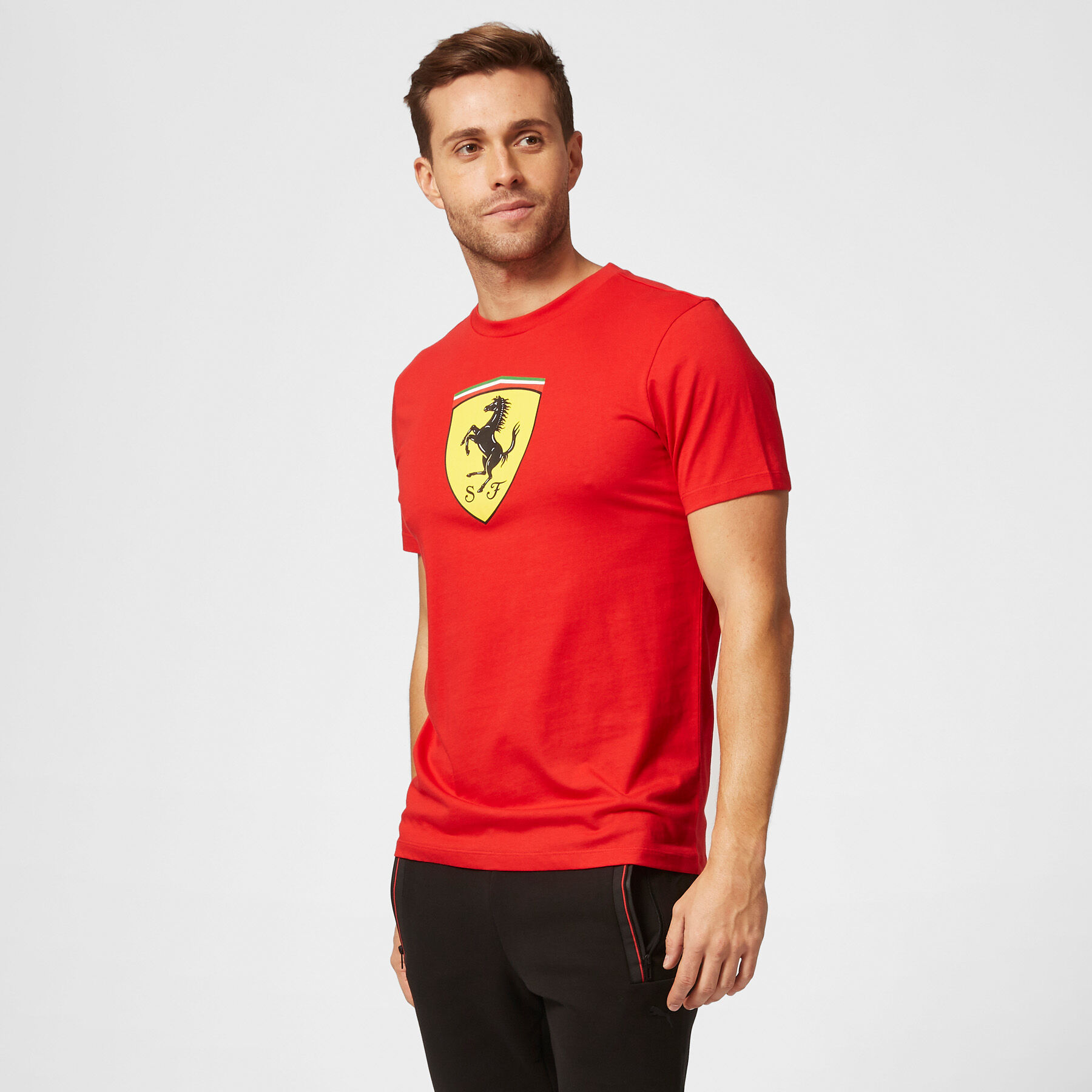 Shield T-Shirt - Scuderia Ferrari Formula 1 | Fuel For Fans